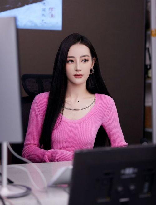 热巴爆料直播间视频,独家幕后花絮大公开 第1张 热巴爆料直播间视频,独家幕后花絮大公开 第1张