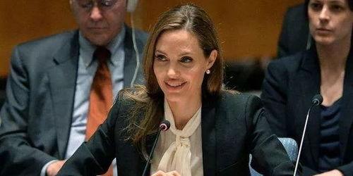 朱莉安妮最新爆料,揭秘娱乐圈惊人内幕! 第3张 朱莉安妮最新爆料,揭秘娱乐圈惊人内幕! 第3张